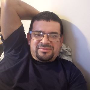 Meet your Posher, Manuel